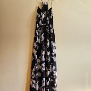 Maxi dress in dark grey